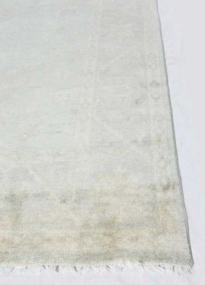 Ullteppe - 420 x 300 cm - beige