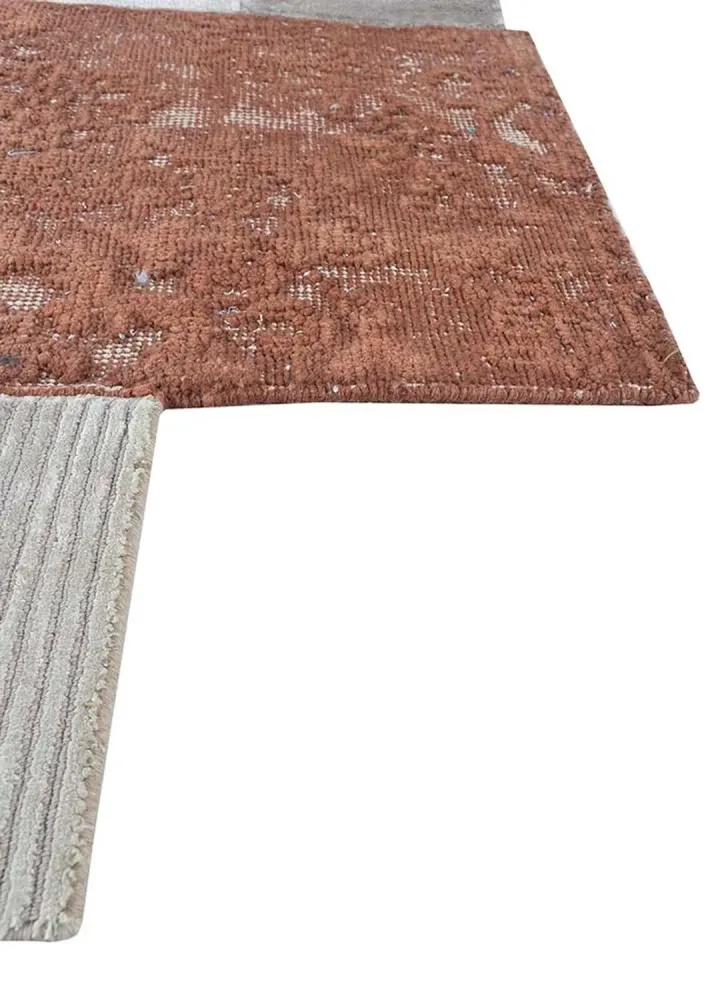 Ullteppe spesiell form - 180 x 150 cm - krem
