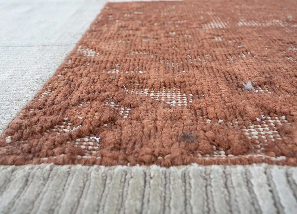 Ullteppe spesiell form - 180 x 150 cm - krem