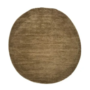 Ullteppe spesiell form - 210 x 165 cm - mørk beige