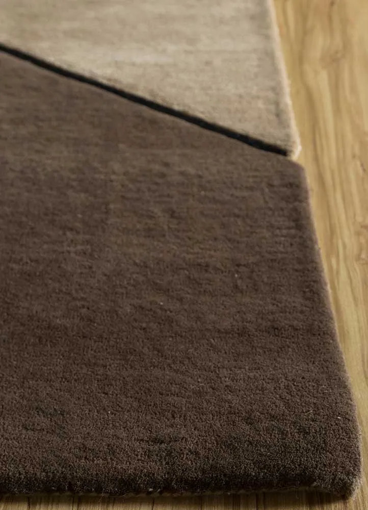 Ullteppe spesiell form - 240 x 170 cm - beige