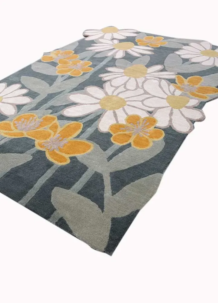 Ullteppe spesiell form - 270 x 180 cm - flerfarget