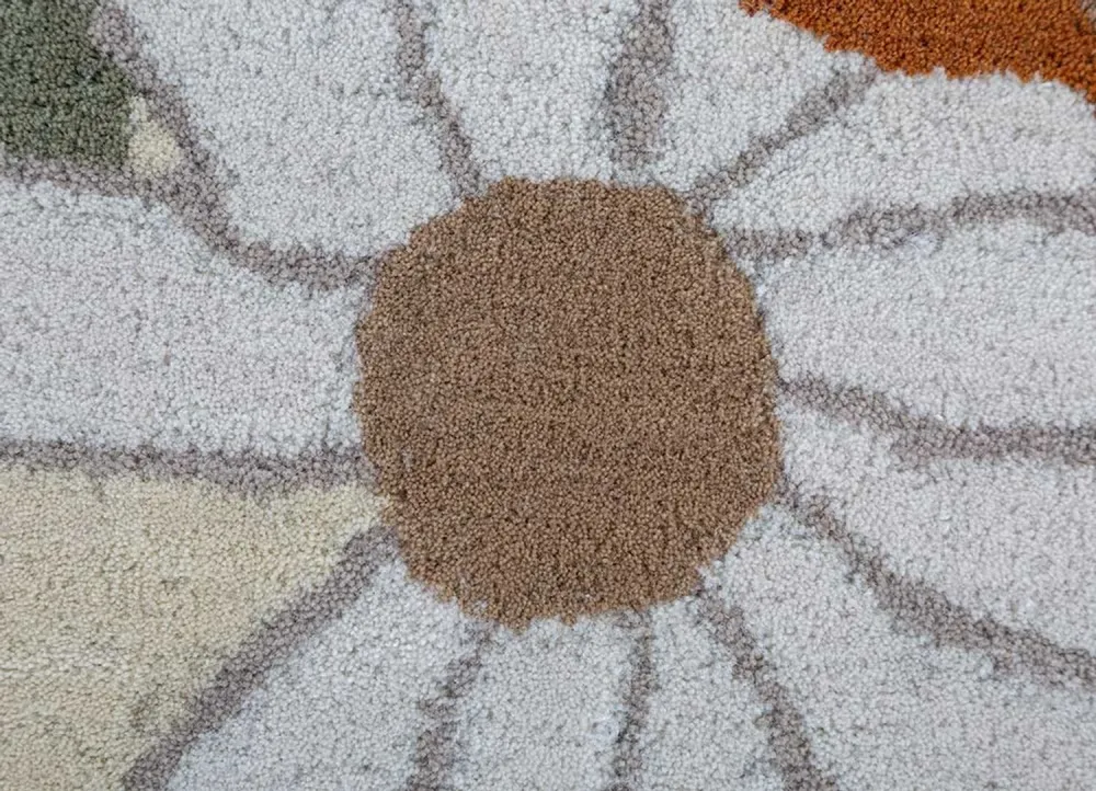 Ullteppe spesiell form - 270 x 180 cm - flerfarget