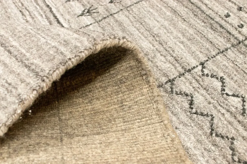 Vintage Carpet - 140 x 70 cm - beige