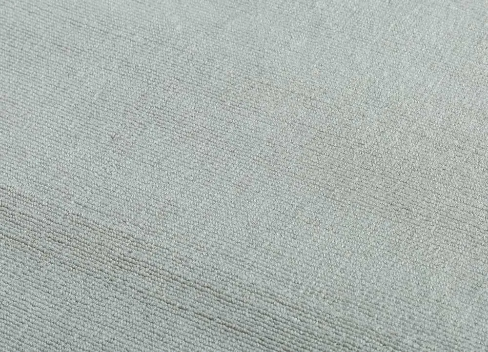 Viskose teppe - 240 x 150 cm - lysegrå