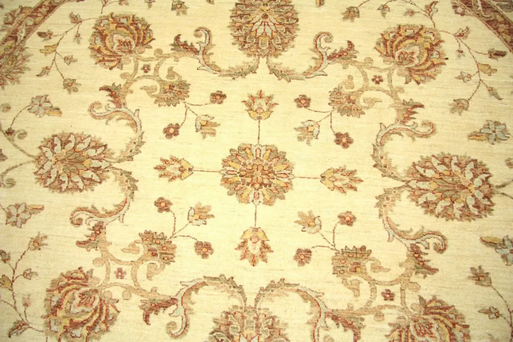 Ziegler Teppe rundt - 276 x 266 cm - beige