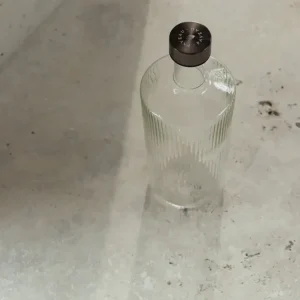 RIBBED BOTTLE WHITE HAVEN- 1,25L