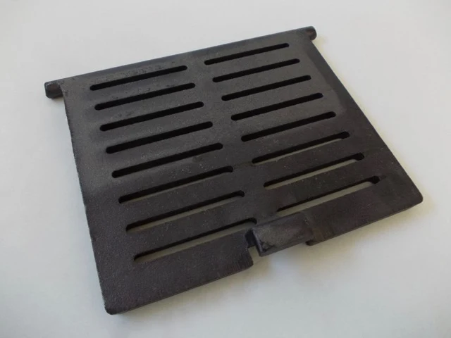 Ovn rist 19,5 x 22 cm (med nese) som en vaklende, skorsteinsrist