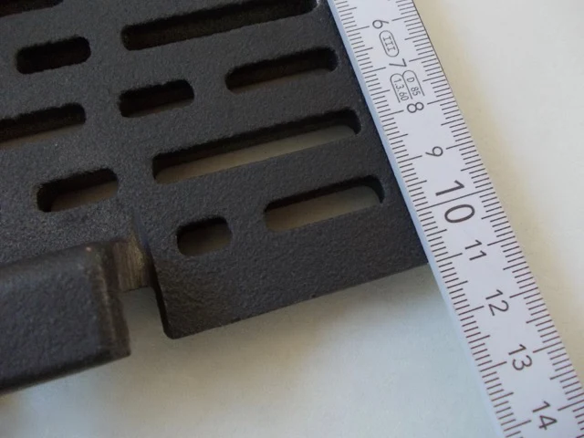 Ovn rist 11 x 18 cm (med nese) som en vaklende, skorsteinsstangstang