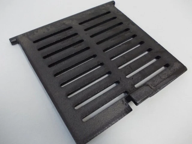 Ovnrist 22 x 23 cm (med nese) som en vaklende, skorsteinsstangstang
