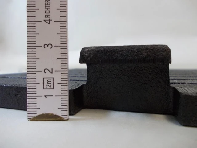 Ovnrist 22 x 23 cm (med nese) som en vaklende, skorsteinsstangstang
